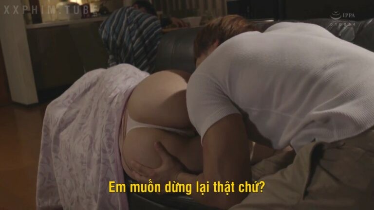 Poster of Chồng quá nhu nhược, vợ địt nhau cùng anh bạn thân sung sướng