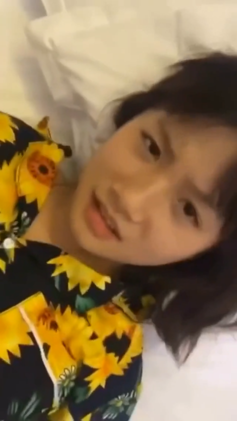 Poster of Em gái áo hoa 2k7 cute lộ clip sex
